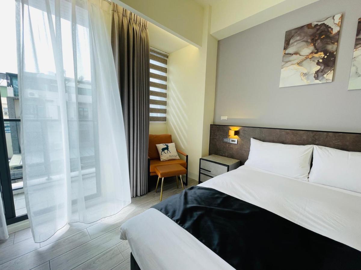 Six Seasons Inn - Qian He Tainan Exterior photo