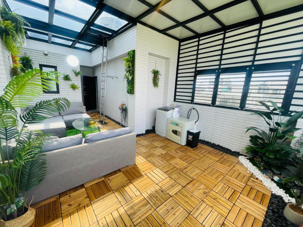 Six Seasons Inn - Qian He Tainan Exterior photo