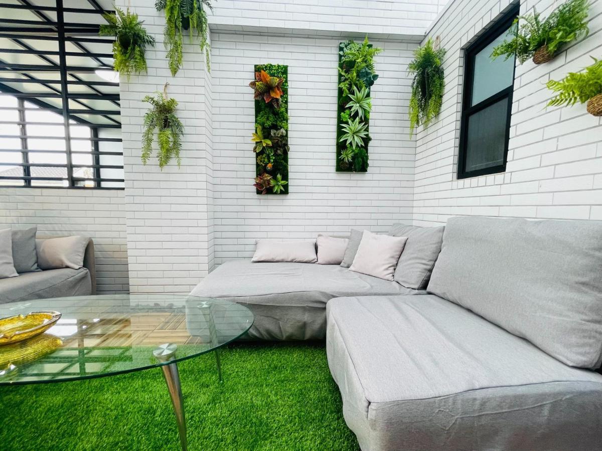 Six Seasons Inn - Qian He Tainan Exterior photo